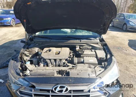 2019 Hyundai Elantra Value Edition z USA, uszkodzony, nr VIN 5NPD84LFXKH493192